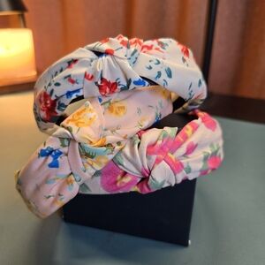 BUY NOW (1) Floral Knotted Headband